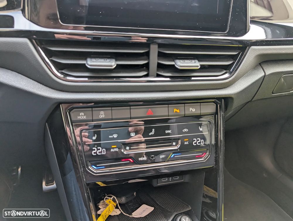 VW T-Roc 2.0 TDI R-Line DSG - 25