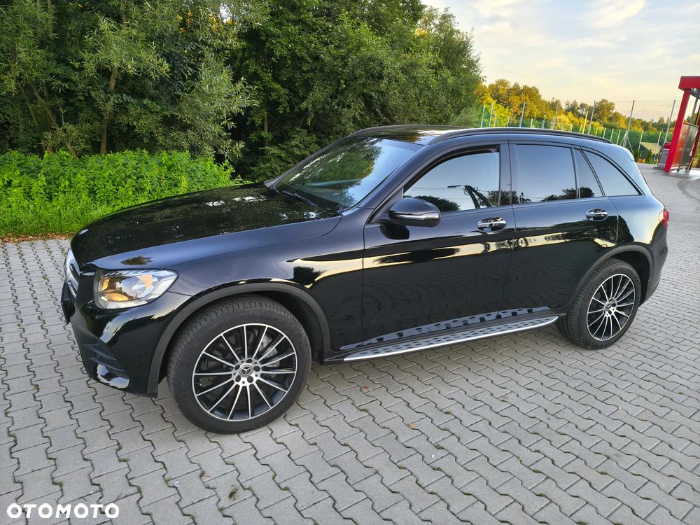 Mercedes-Benz GLC - 1
