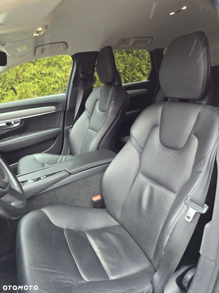 Volvo V90 D3 Momentum Pro - 8