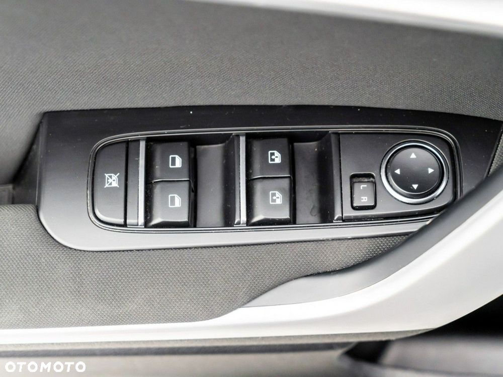 Kia Ceed 1.5 T-GDI M - 13