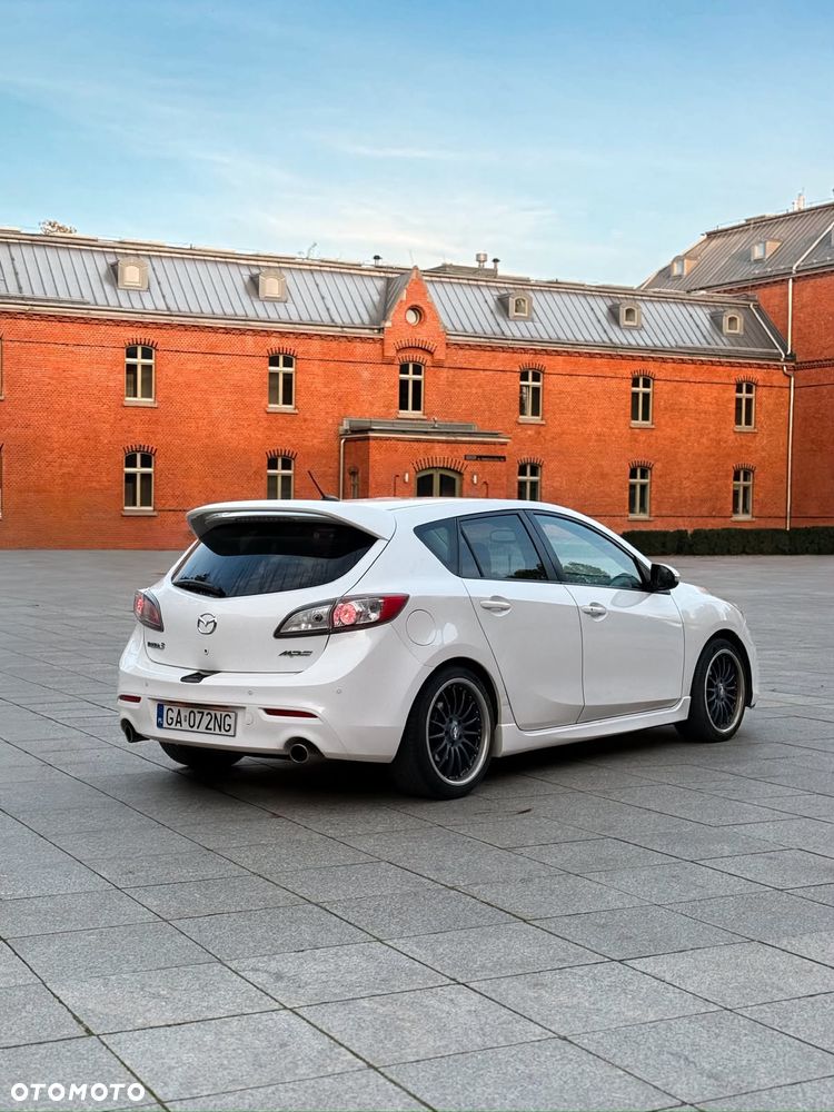 Mazda 3 2010 photo 3