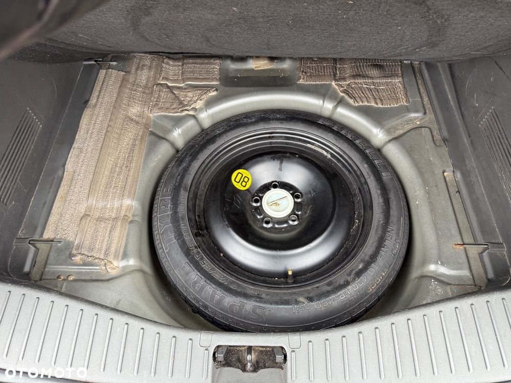 Ford Focus C-Max 1.8 TDCi Ghia - 23