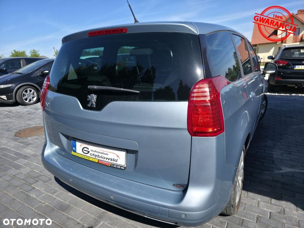 Peugeot 5008 - 9