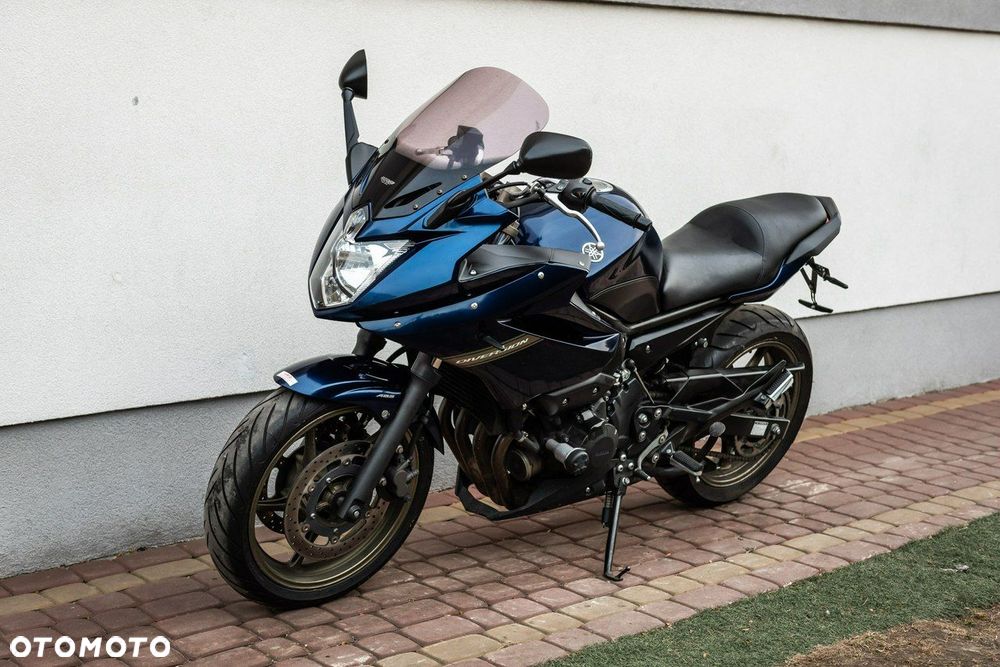 Yamaha XJ - 8