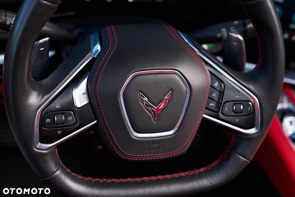 Chevrolet Corvette - 30