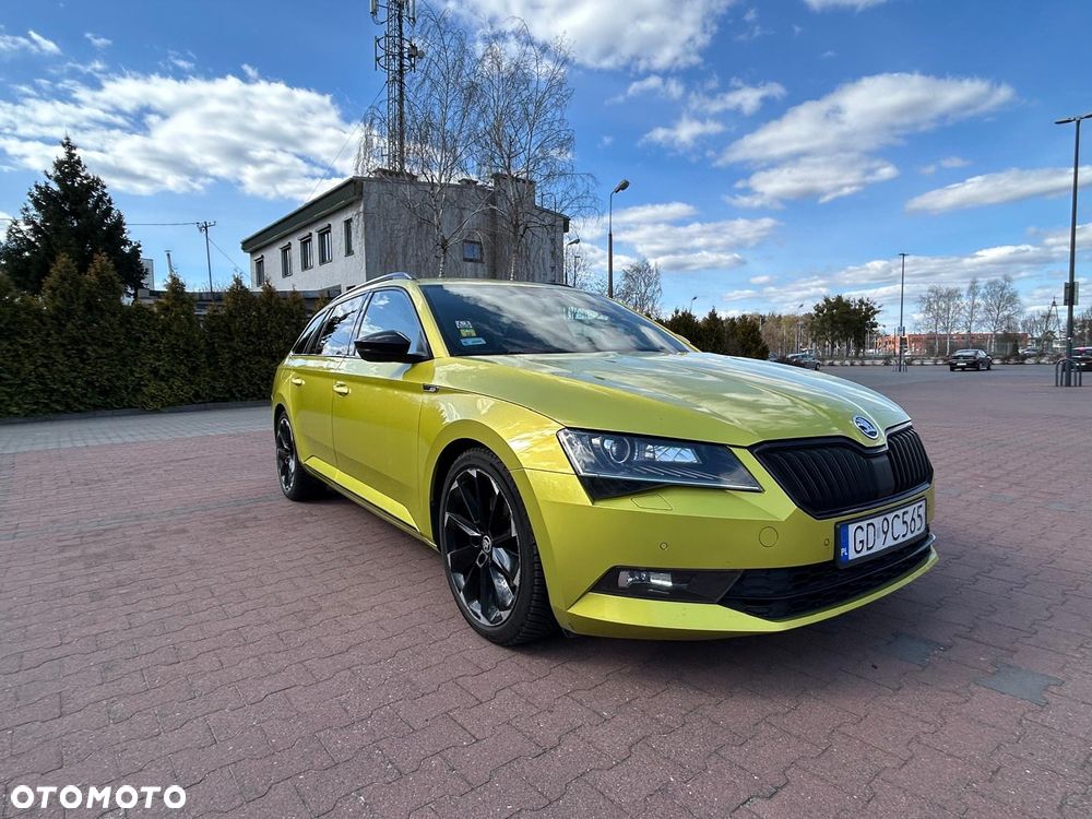 Skoda Superb 2.0 TDI 4x4 Sportline DSG - 2