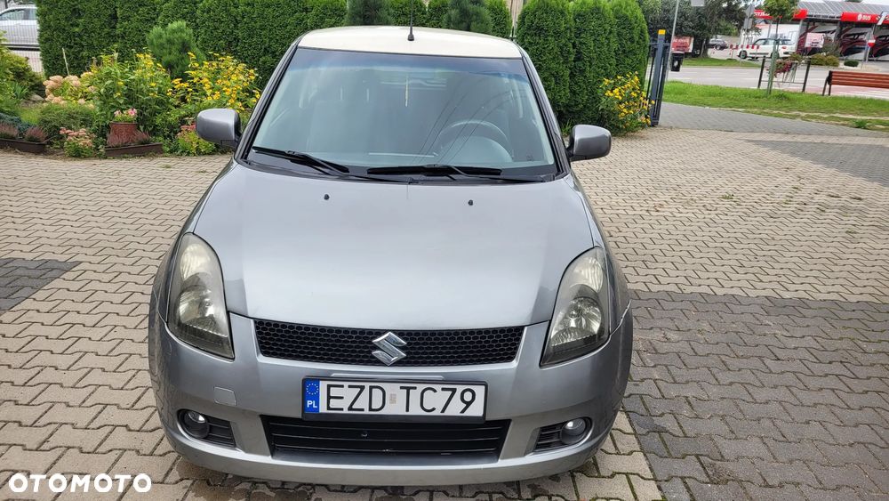 Suzuki Swift - 1