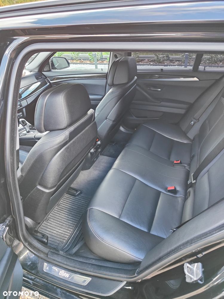 BMW Seria 5 530d xDrive Luxury Line - 19