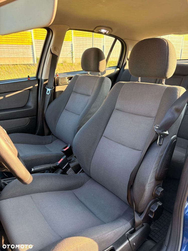 Opel Astra 1.8 Sport - 16
