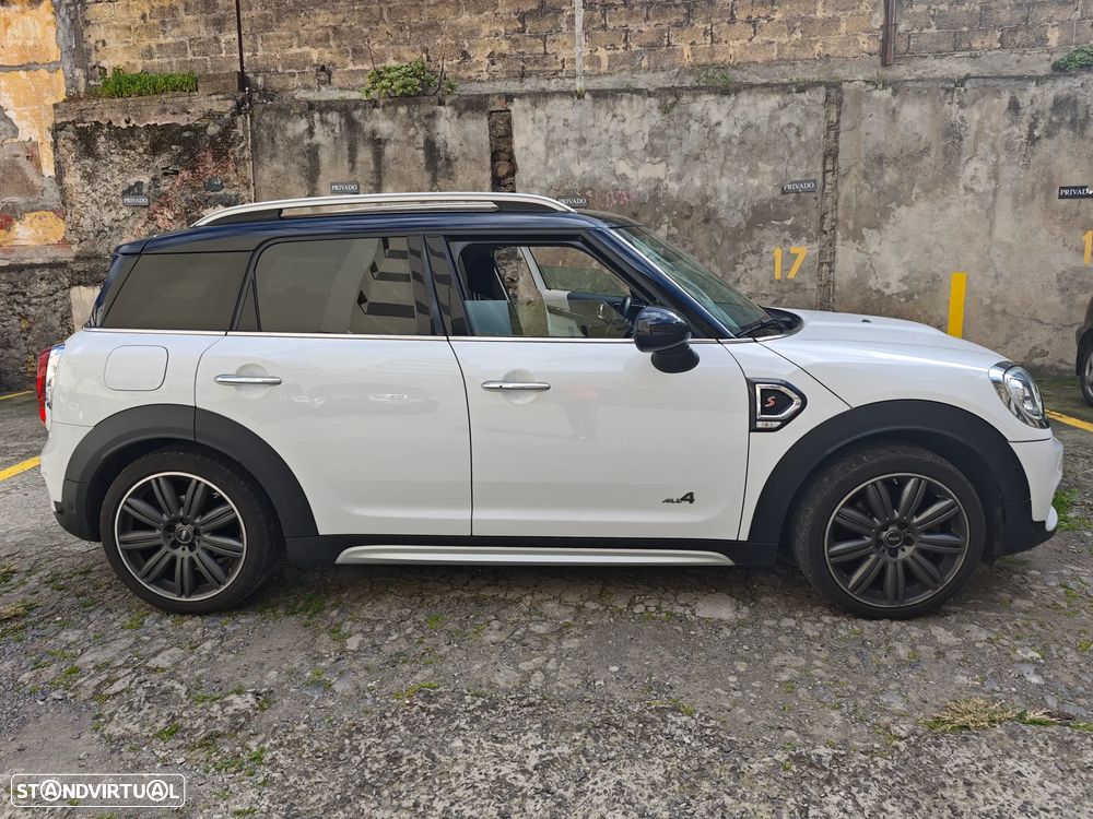 MINI Countryman Cooper S ALL4 Auto Desportiva - 3