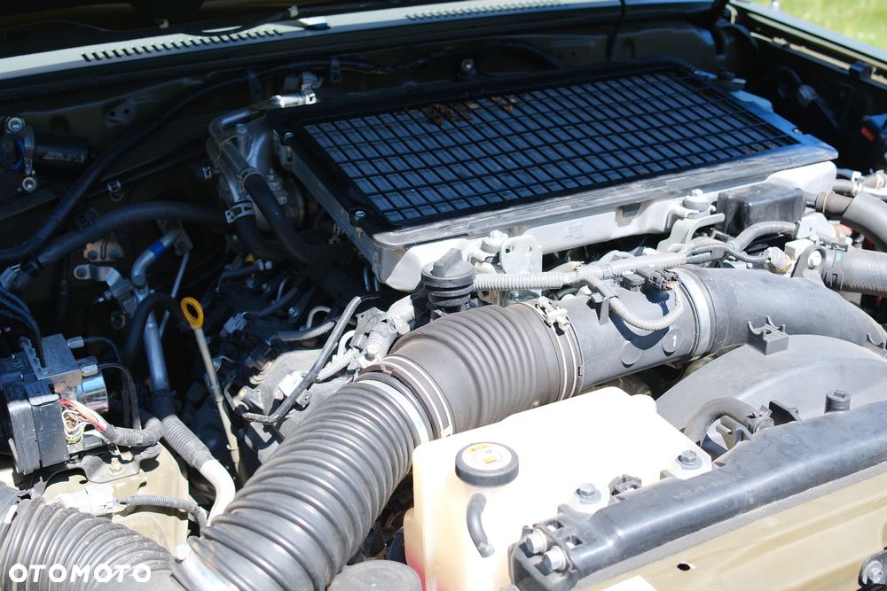 Toyota Land Cruiser - 38