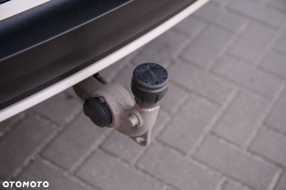 Volvo XC 40 T3 Momentum Pro - 27