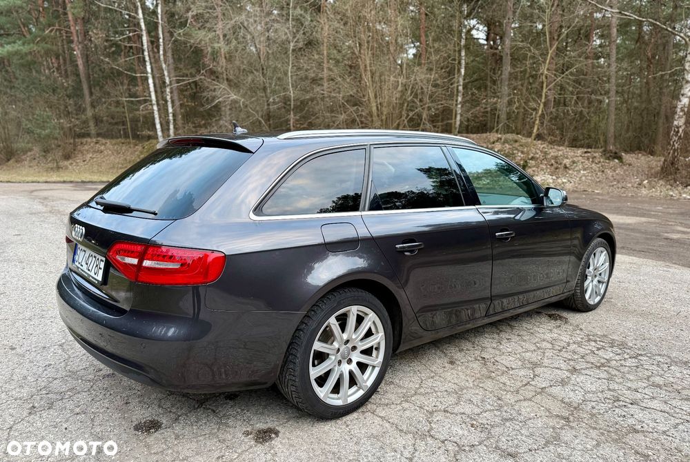 Audi A4 Avant 2.0 TDI DPF multitronic Attraction - 10