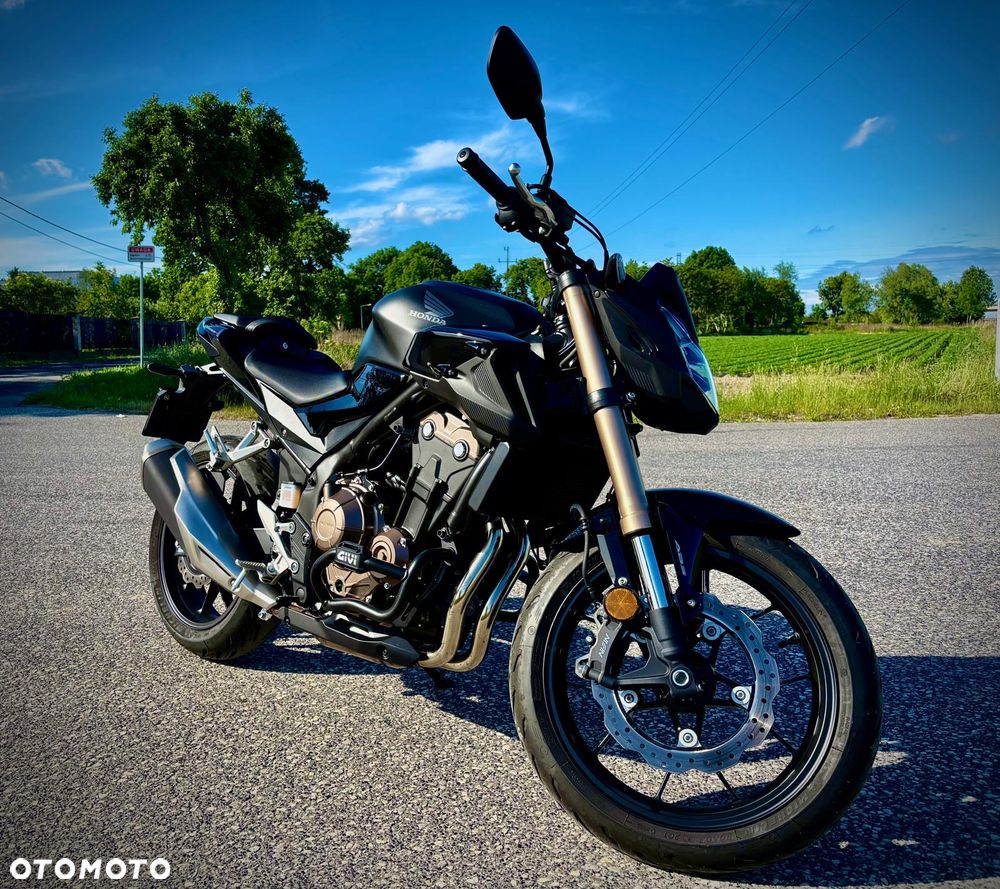 Honda CB - 2