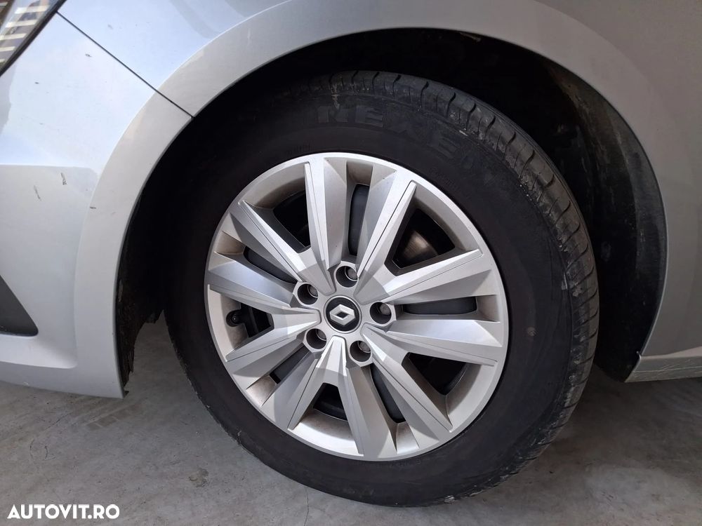 Renault Megane BLUE dCi 115 Techno - 4