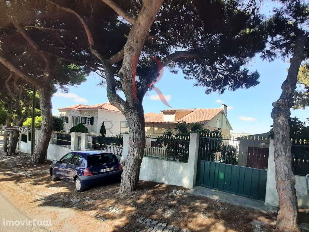 Moradia T3 isolada com garagem nos Capuchos, Costa da Caparica - Grande imagem: 3/32