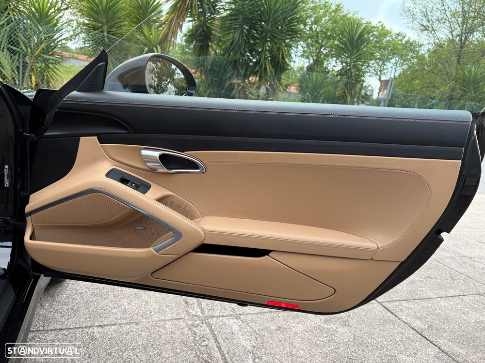 Porsche 911 (991) Carrera GTS PDK - 21