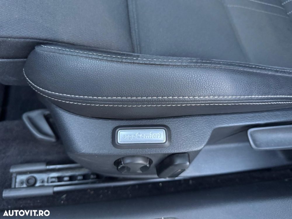 Volkswagen Passat Alltrack 2.0 TDI SCR 4Motion DSG - 8