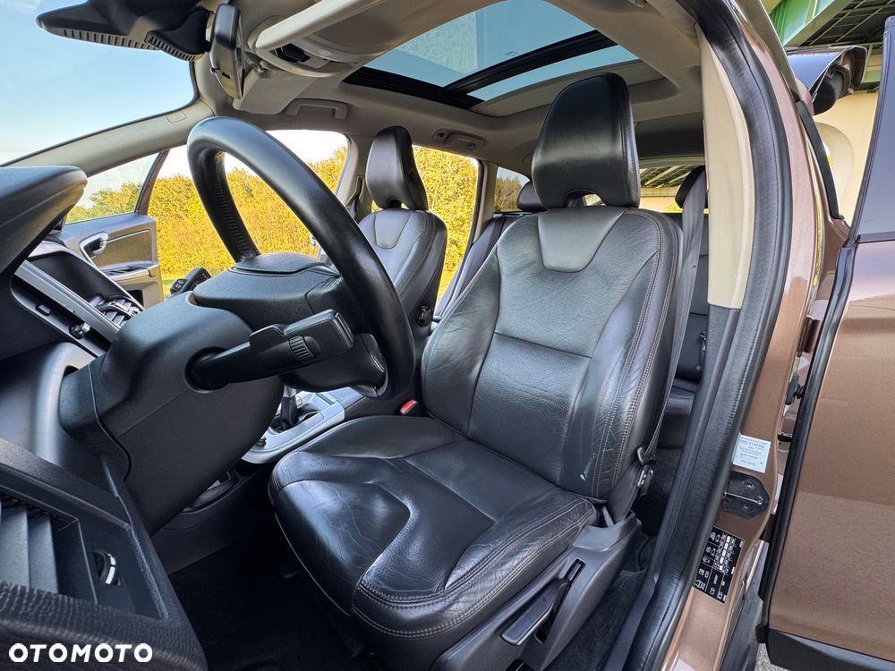 Volvo XC 60 - 27