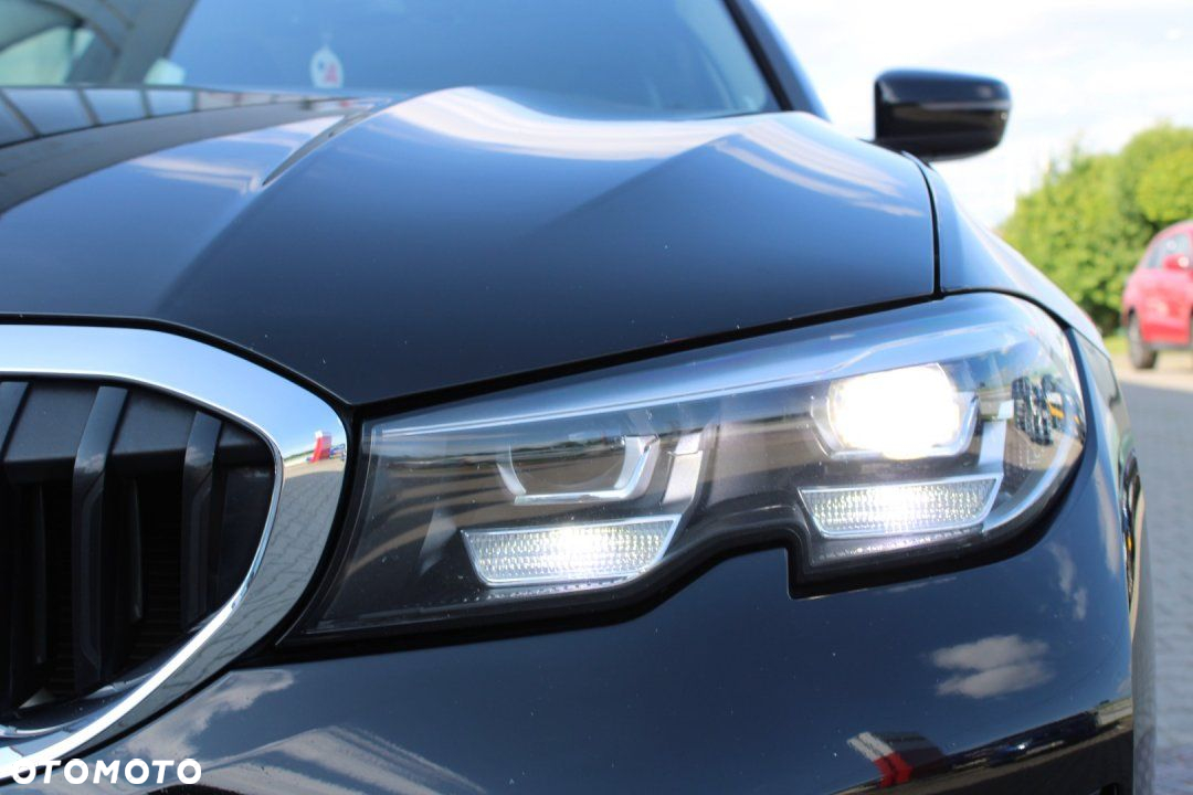 BMW Seria 3 - 12