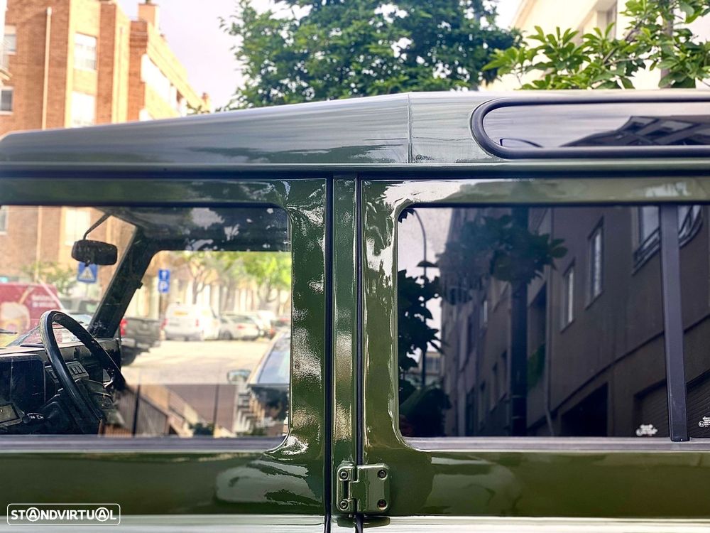 Land Rover Defender 110 2.5 TD5 Metal Top - 13