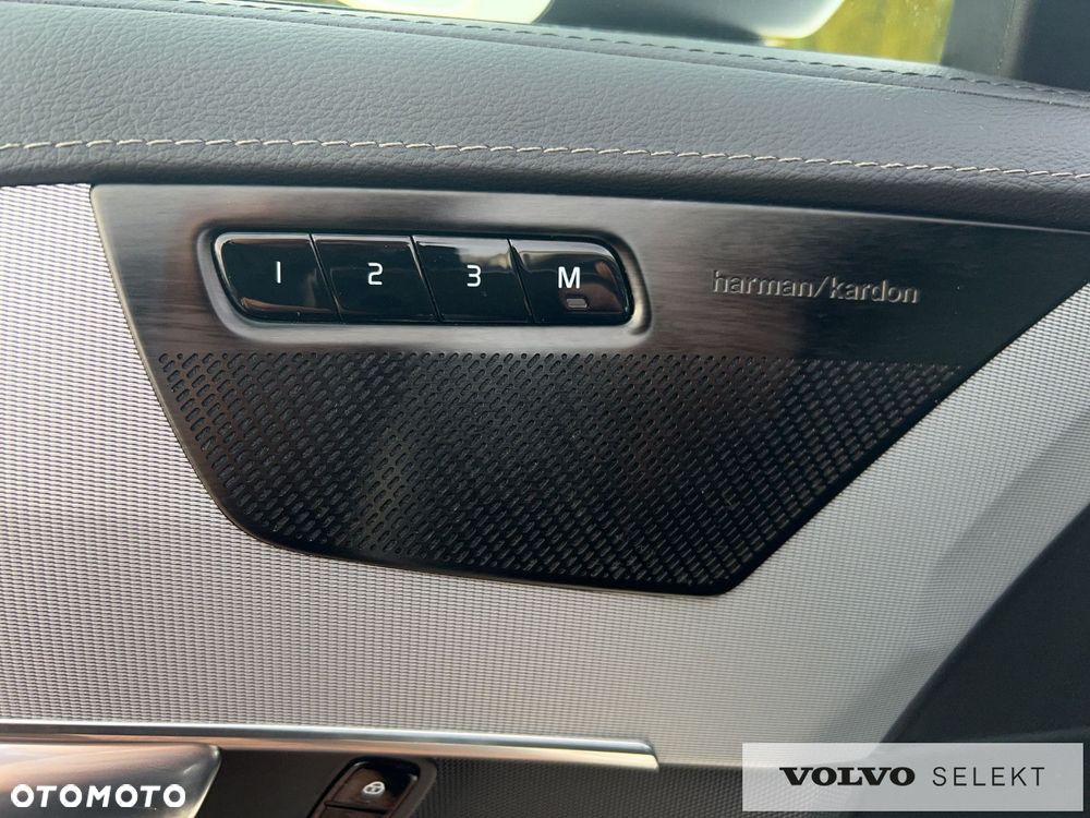 Volvo XC 90 - 15