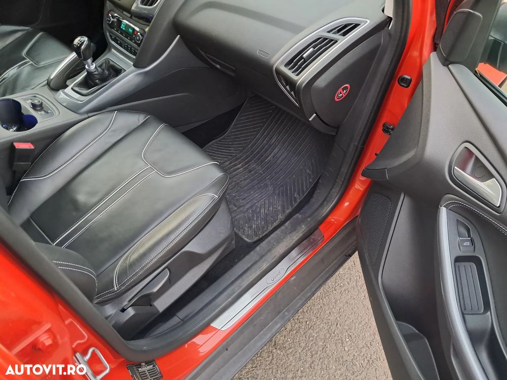 Ford Focus 1.6 EcoBoost Start-Stopp-System Champions Edition - 21