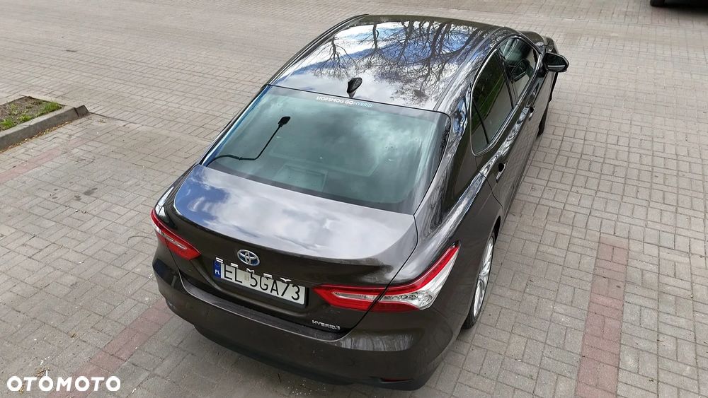 Toyota Camry 2.5 Hybrid Executive CVT - 24