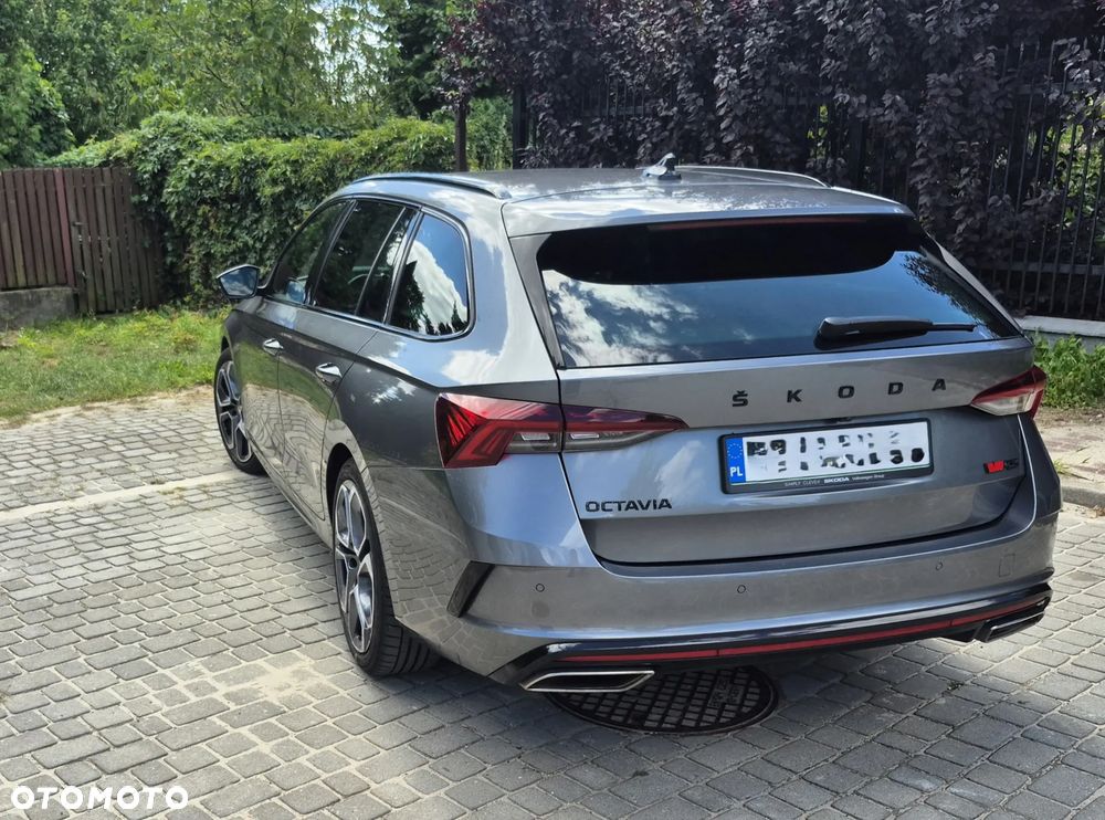 Skoda Octavia Combi 2.0 TDI DSG 4x4 RS - 11