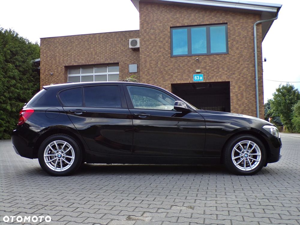 BMW Seria 1 116i - 8