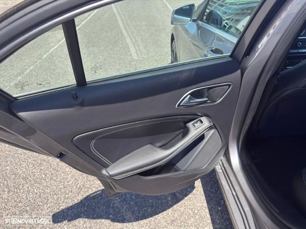 Mercedes-Benz A 180 d Urban - 28