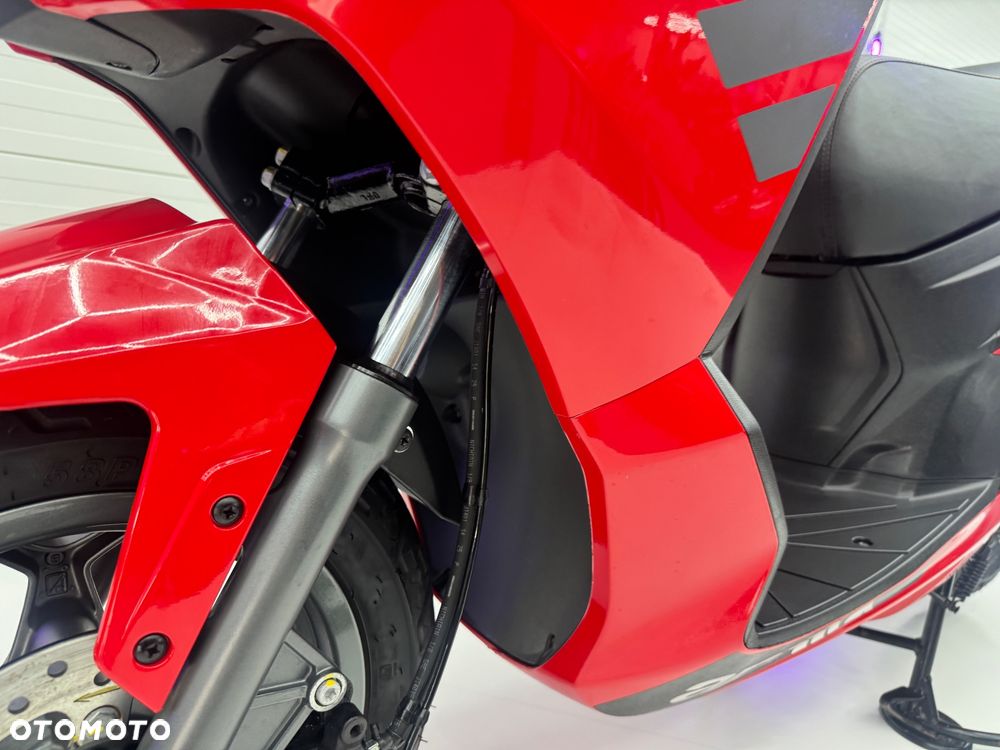 Aprilia Inny - 32