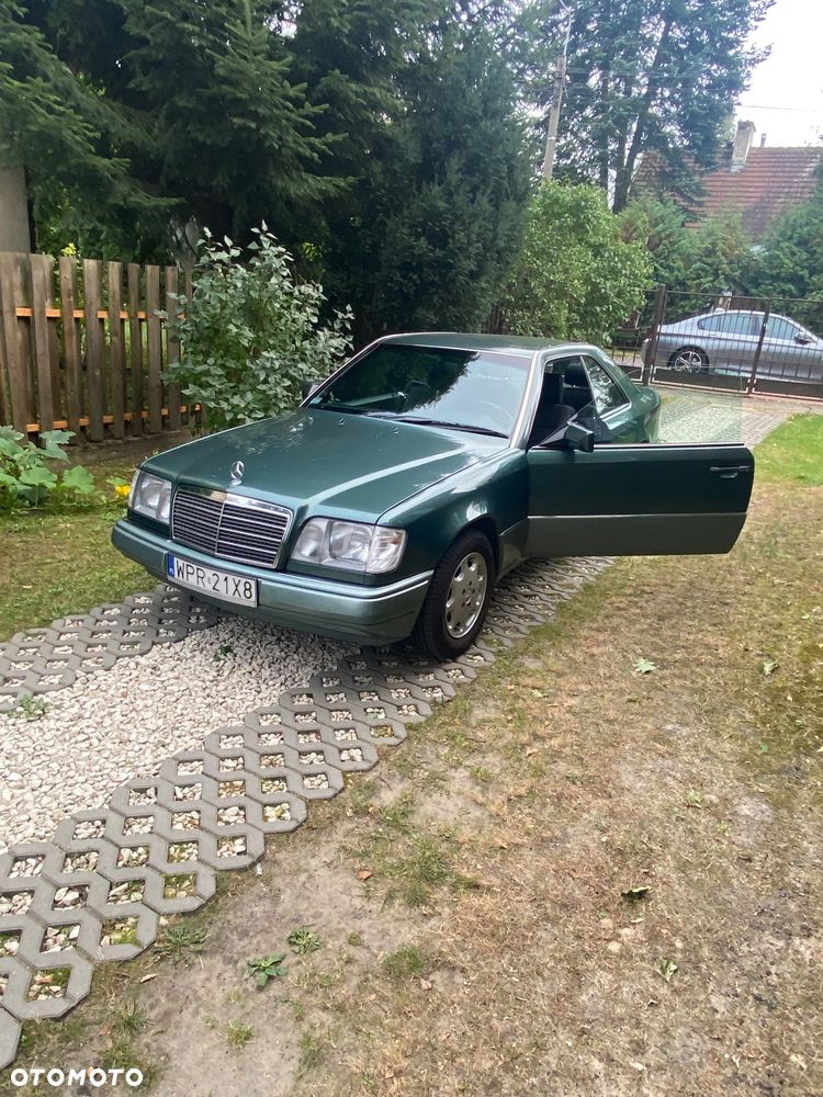 Mercedes-Benz Klasa E 320 - 5