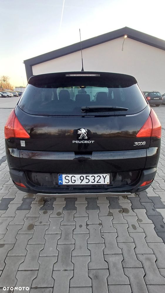 Peugeot 3008 2.0 HDi HYbrid4 - 23
