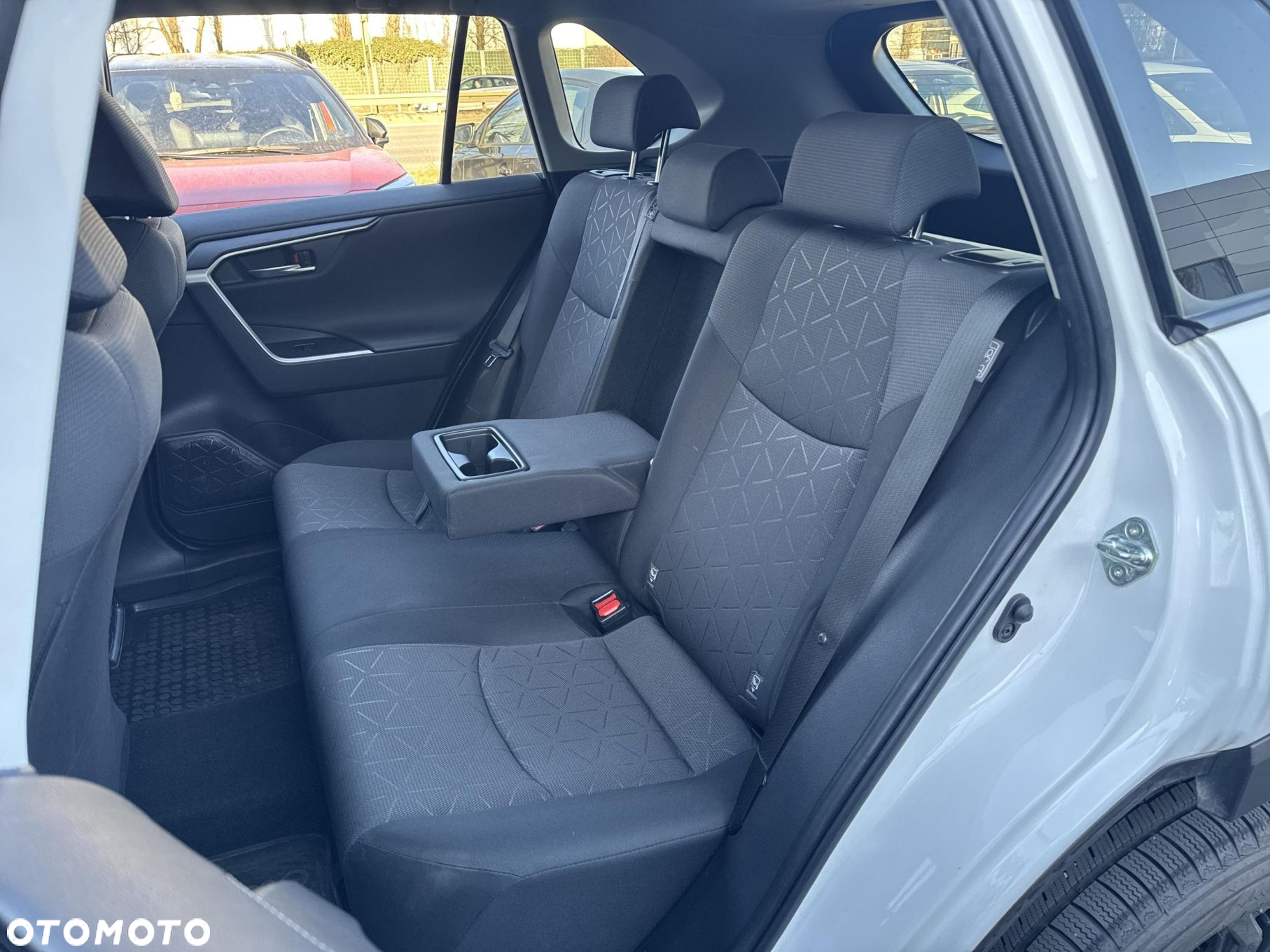 Toyota RAV4 - 23
