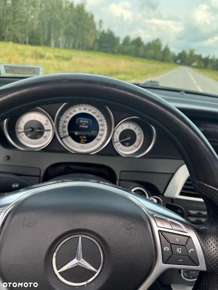 Mercedes-Benz Klasa C 350 Coupe BlueEFFICIENCY 7G-TRONIC Edition 1 - 28