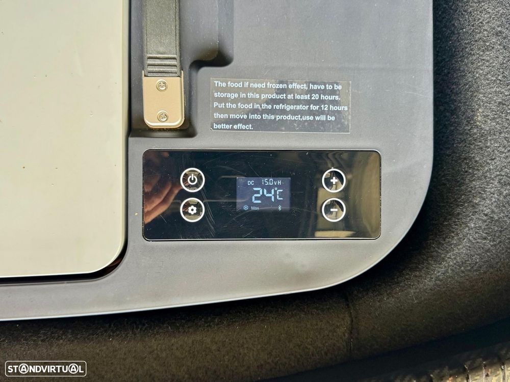Tesla Model Y Long Range Dual Motor AWD - 48
