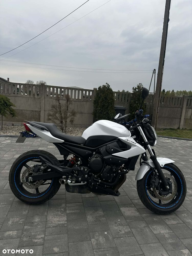 Yamaha XJ - 4