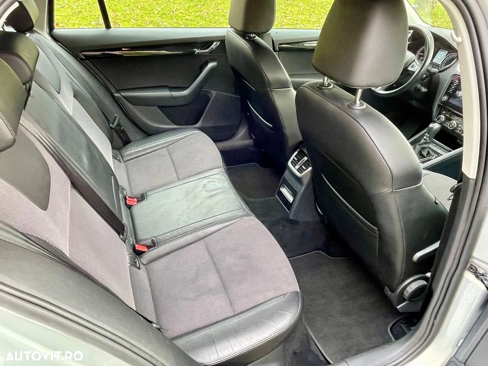 Skoda Octavia 2.0 TDI DSG Premium Edition - 6