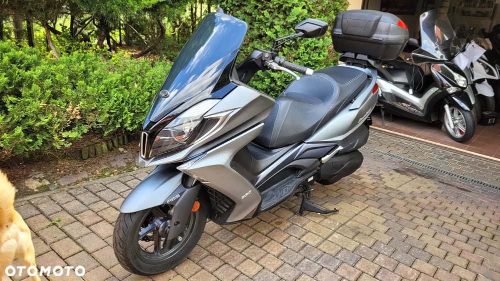 Kymco Downtown - 32