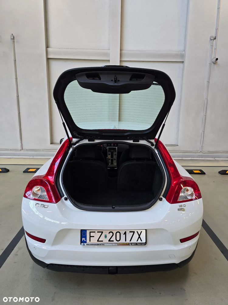 Volvo C30 1.6D DRIVe Momentum - 8