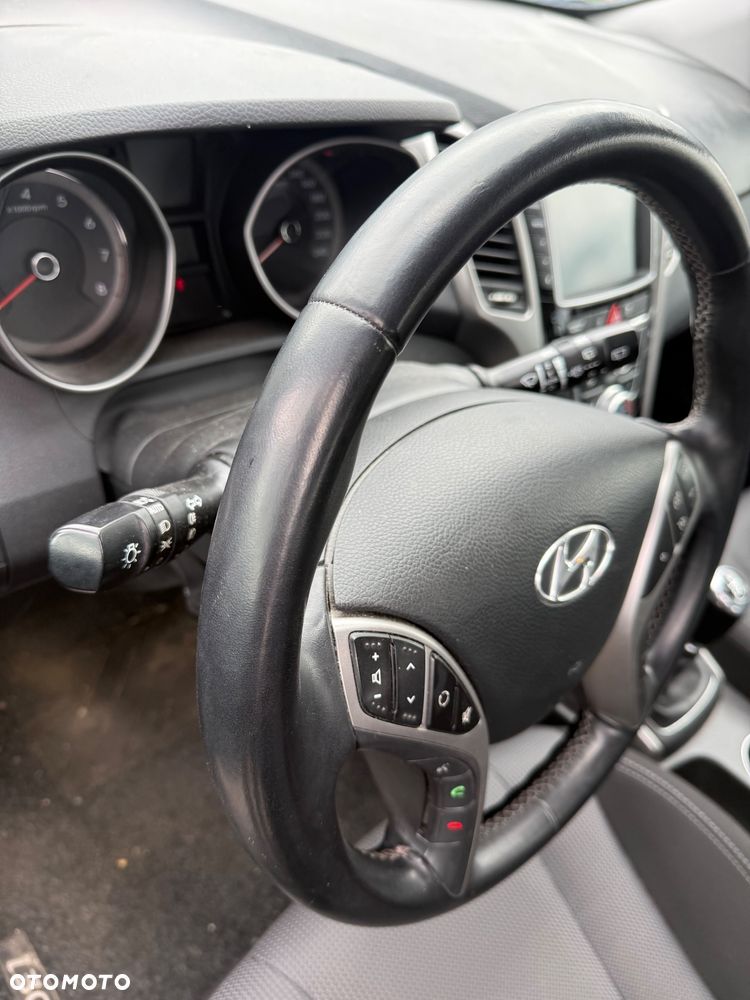 Hyundai i30 1.4 Style - 9