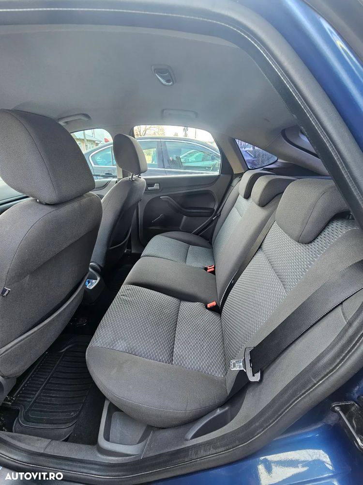 Ford Focus 1.6 TDCI Style - 15