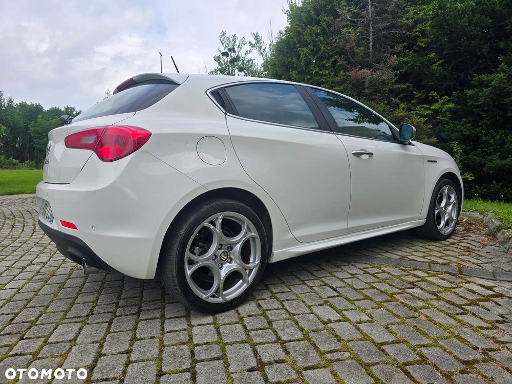 Alfa Romeo Giulietta 2.0 JTDM 16V Turismo - 7