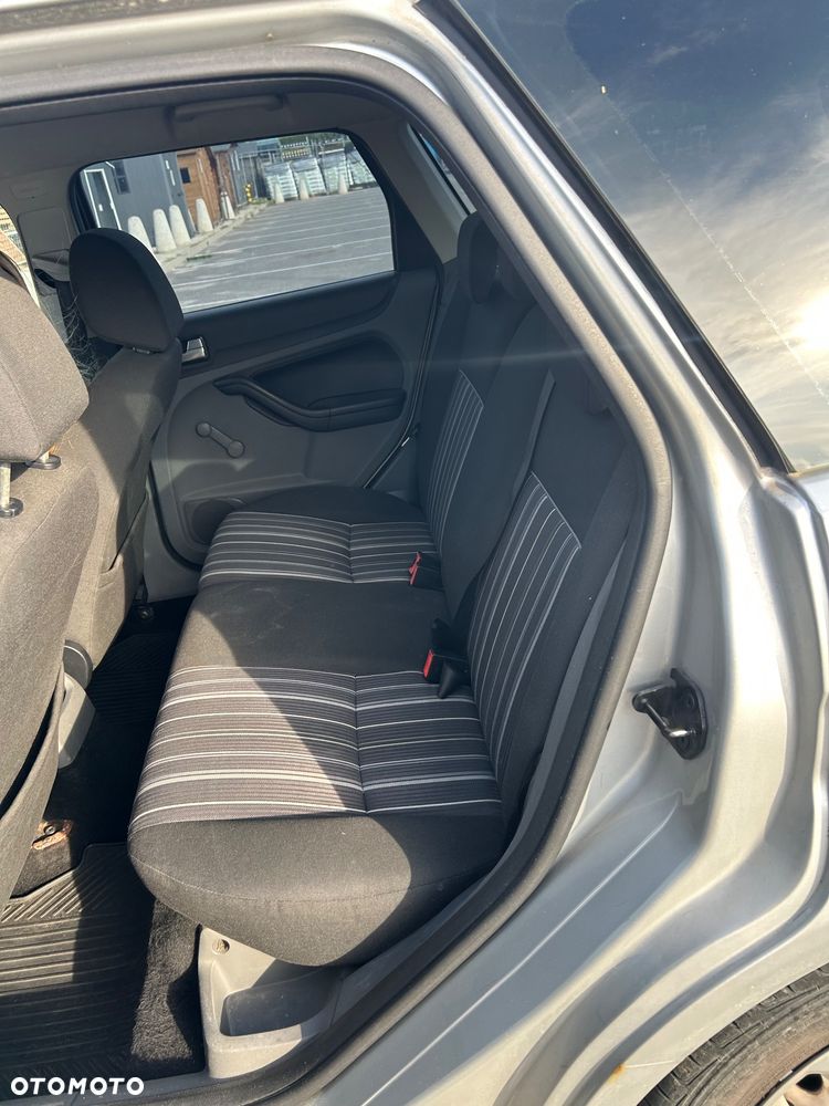Ford Focus 1.8 TDCi FX Silver - 10