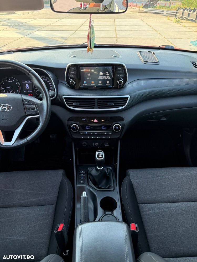 Hyundai Tucson 1.6 GDI 2WD 6MT Style - 12
