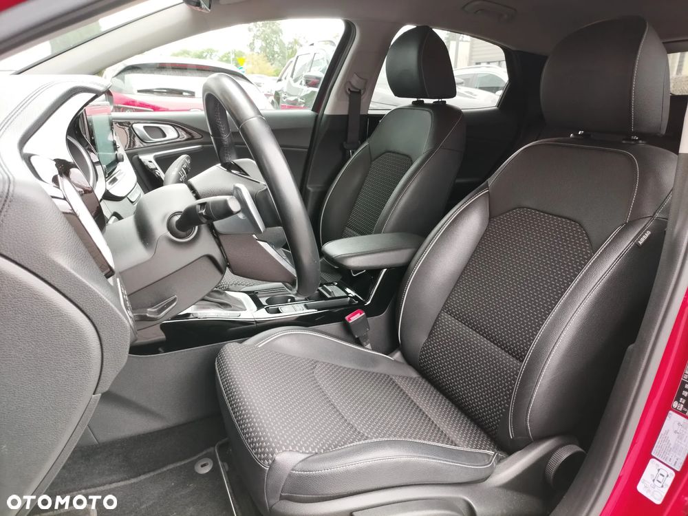 Kia XCeed 1.4 T-GDI L DCT - 15