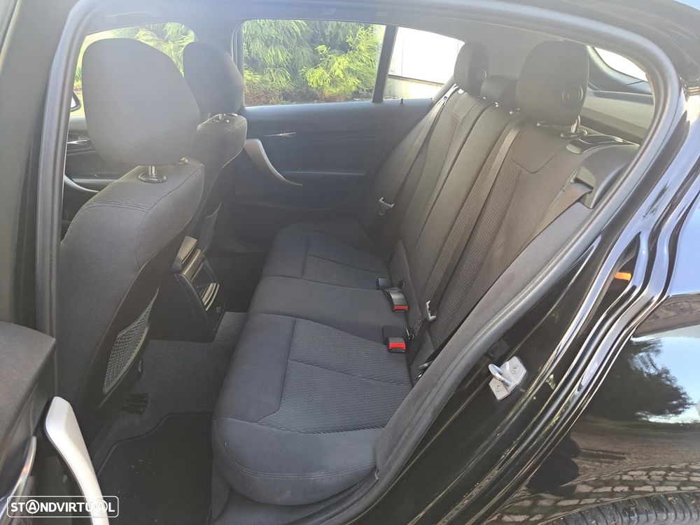 BMW 116 i Line Urban - 8