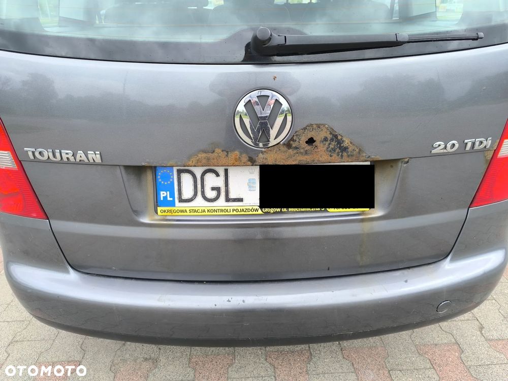 Volkswagen Touran 2.0 TDI DPF Trendline - 13