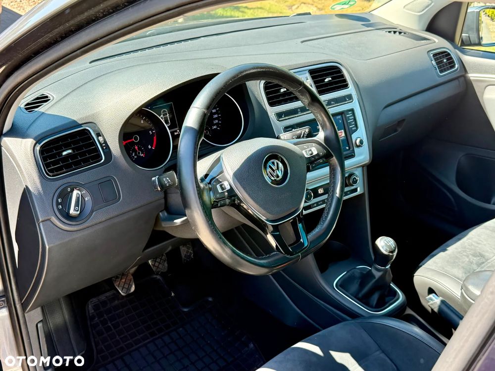 Volkswagen Polo 1.4 TDI BMT Highline - 29